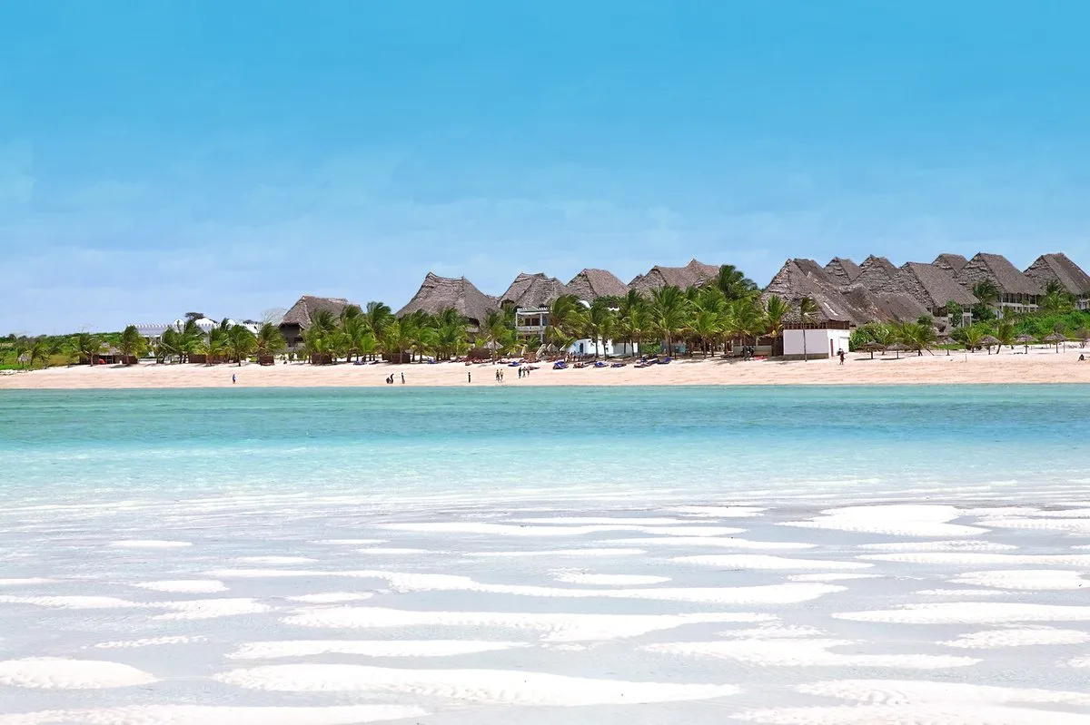 Calm turquoise waters at Watamu Beach during the best viewing season
